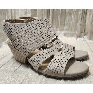 SOUL Naturalizer Dez 6.5 Platform Wedge Zip Beige Peep Toe Sandals Comfort Nude